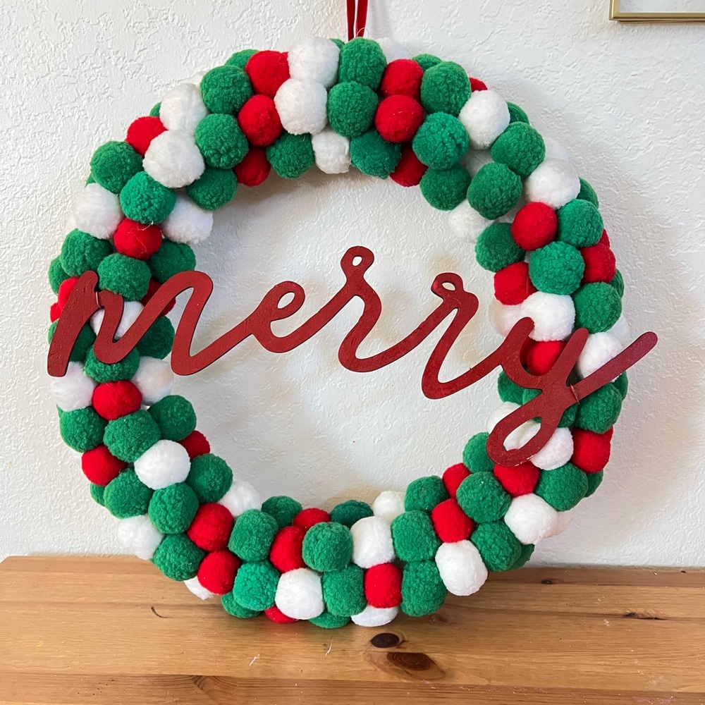 Festive Holiday Wreath with Merry Sign